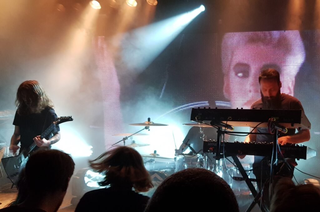 Carpenter_Brut2C_live_performance2C_Hamburg_2018-1